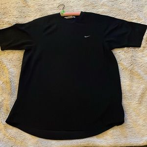 Nike Dri-Fit Large in Black